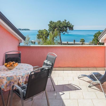 Sea Star With Stunning Sea View Apartment Пореч Екстериор снимка