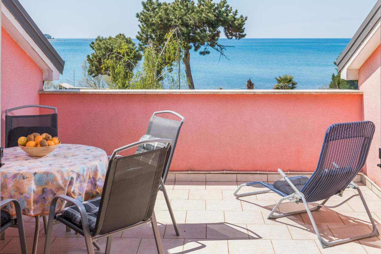 Sea Star With Stunning Sea View Apartment Пореч Екстериор снимка