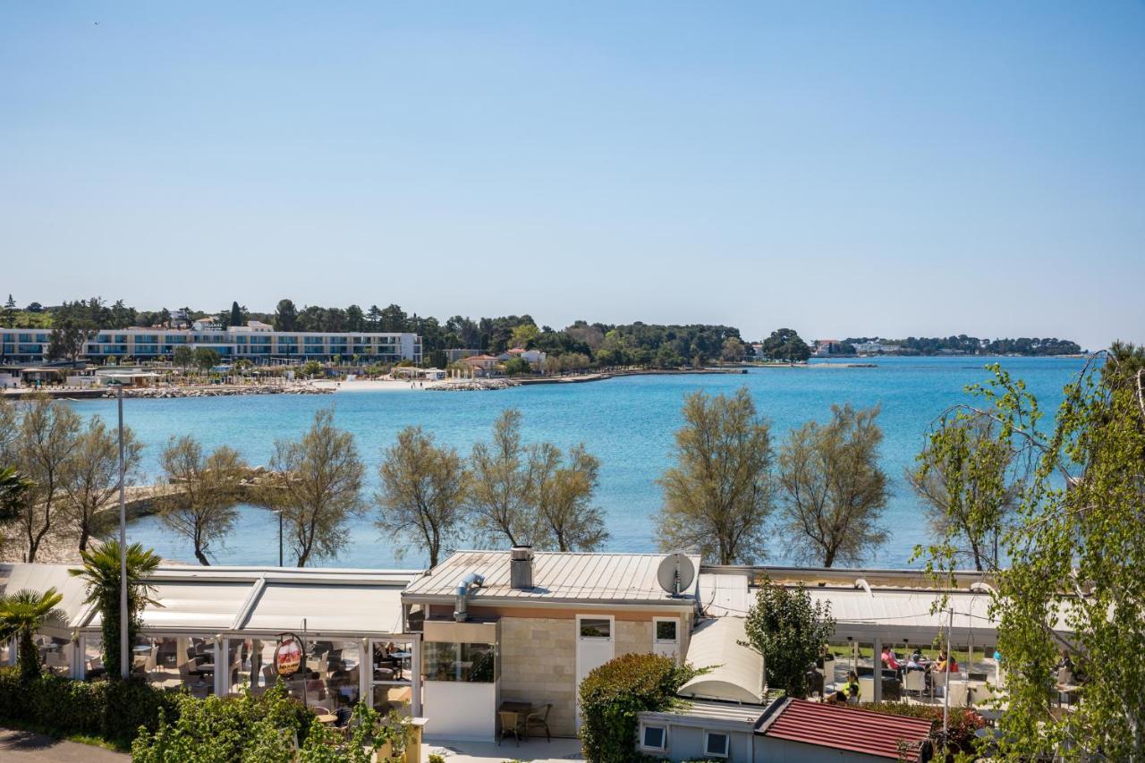 Sea Star With Stunning Sea View Apartment Пореч Екстериор снимка
