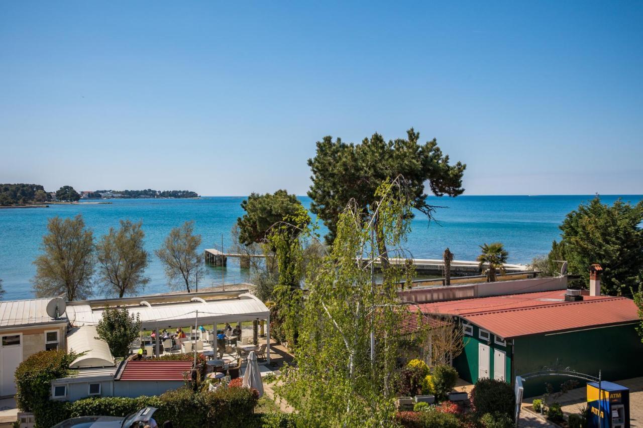 Sea Star With Stunning Sea View Apartment Пореч Екстериор снимка
